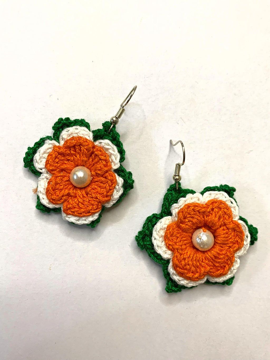 Tiranga Phool Earring